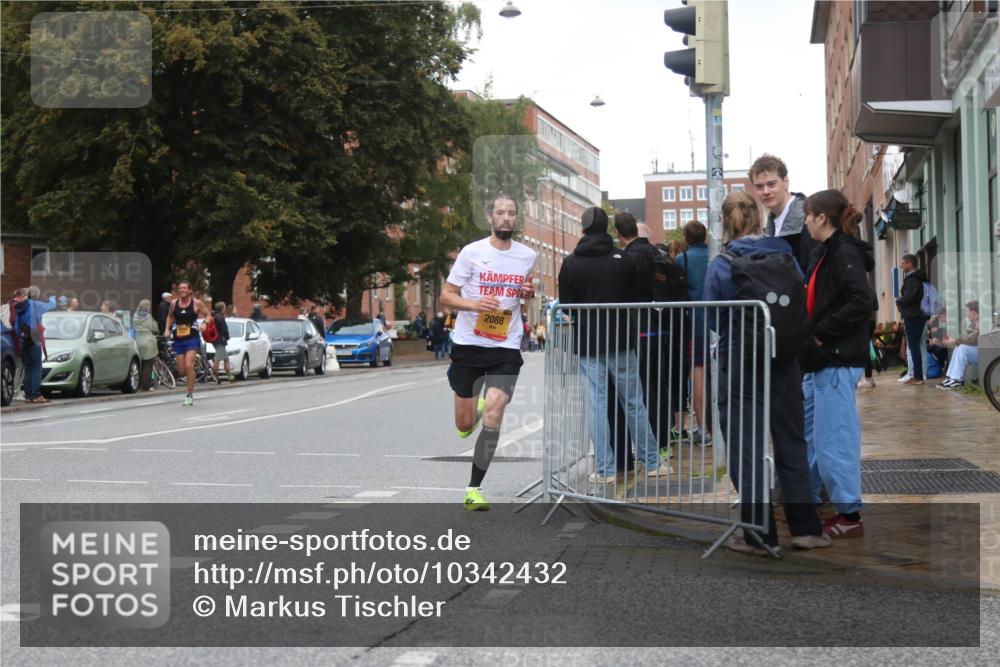 13.09.2026 - Kiel Lauf Markus Tischler http://msf.ph/oto/10342432 13.09.2026 11:30:24 Fleethörn 2088 meine-sportfotos.de