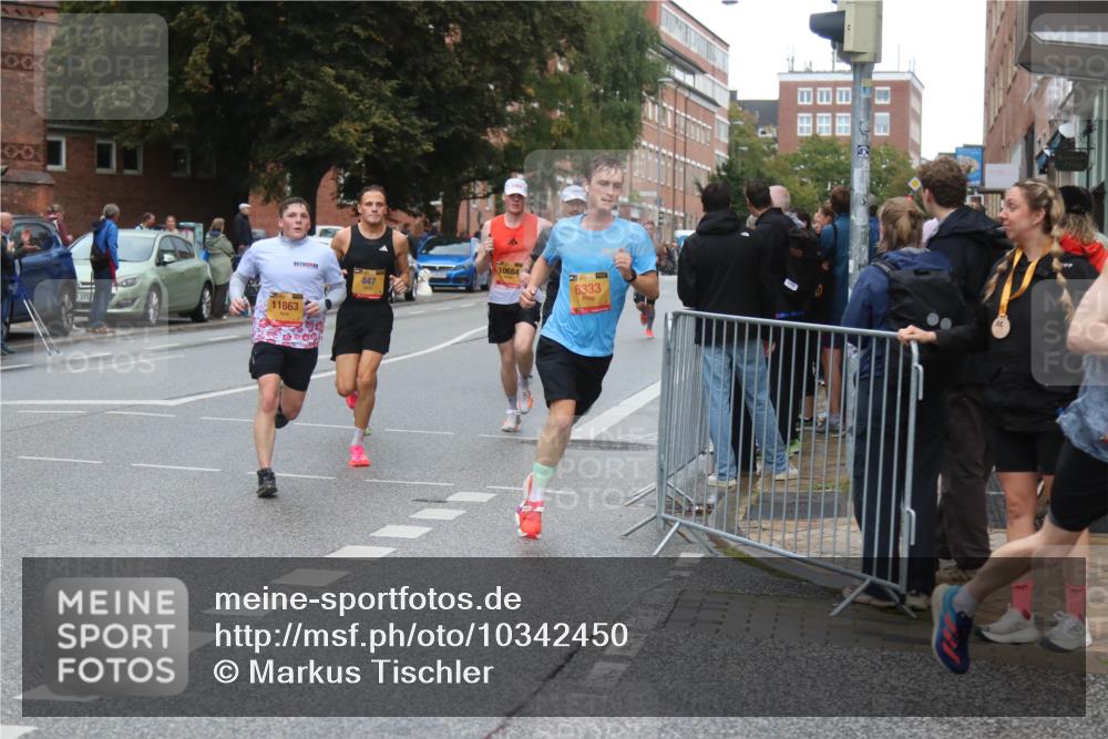 13.09.2026 - Kiel Lauf Markus Tischler http://msf.ph/oto/10342450 13.09.2026 11:30:36 Fleethörn 1414, 447, 10684, 6333, 11863 meine-sportfotos.de