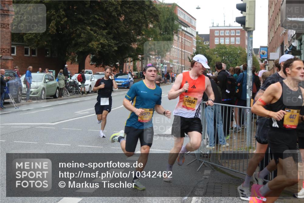 13.09.2026 - Kiel Lauf Markus Tischler http://msf.ph/oto/10342462 13.09.2026 11:30:38 Fleethörn 00, 2572, 10684, 447 meine-sportfotos.de