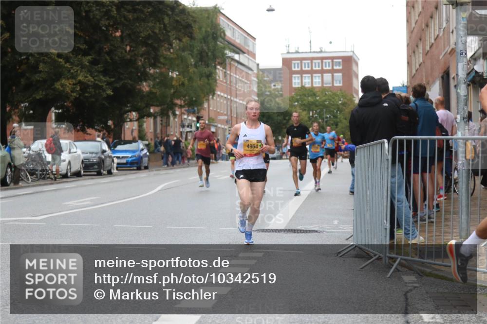 13.09.2026 - Kiel Lauf Markus Tischler http://msf.ph/oto/10342519 13.09.2026 11:31:05 Fleethörn 4954 meine-sportfotos.de