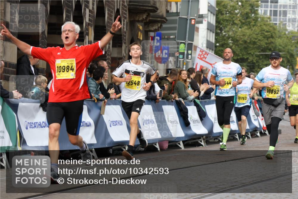13.09.2026 - 21. swb-Marathon Bremen Strokosch-Dieckow http://msf.ph/oto/10342593 13.09.2026 10:51:32 Ziel 10381, 10471, 10515, 10808, 10887, 11339, 11503, 11537, 11801, 11973, 12051, 12133, 12552, 10162, 10281, 10348, 10467, 11273, 11542, 11733, 12329 meine-sportfotos.de