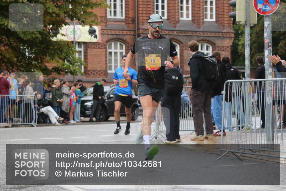 13.09.2026 - Kiel Lauf Markus Tischler http://msf.ph/oto/10342681 13.09.2026 11:32:29 Fleethörn 1642, 75, 614 meine-sportfotos.de