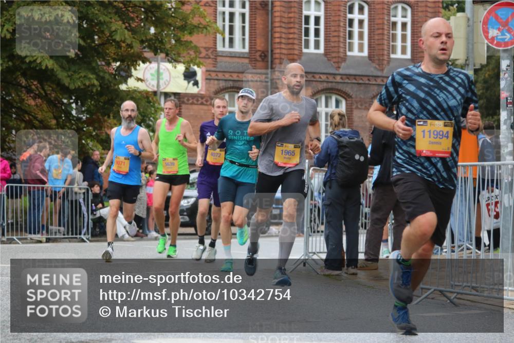 13.09.2026 - Kiel Lauf Markus Tischler http://msf.ph/oto/10342754 13.09.2026 11:32:59 Fleethörn 9071, 5639, 4072, 38, 1965, 11994 meine-sportfotos.de