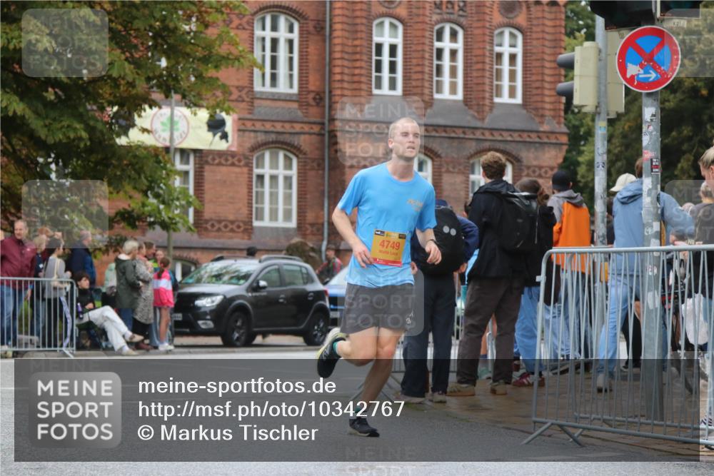 13.09.2026 - Kiel Lauf Markus Tischler http://msf.ph/oto/10342767 13.09.2026 11:33:03 Fleethörn 4749, 200, 13, 31 meine-sportfotos.de