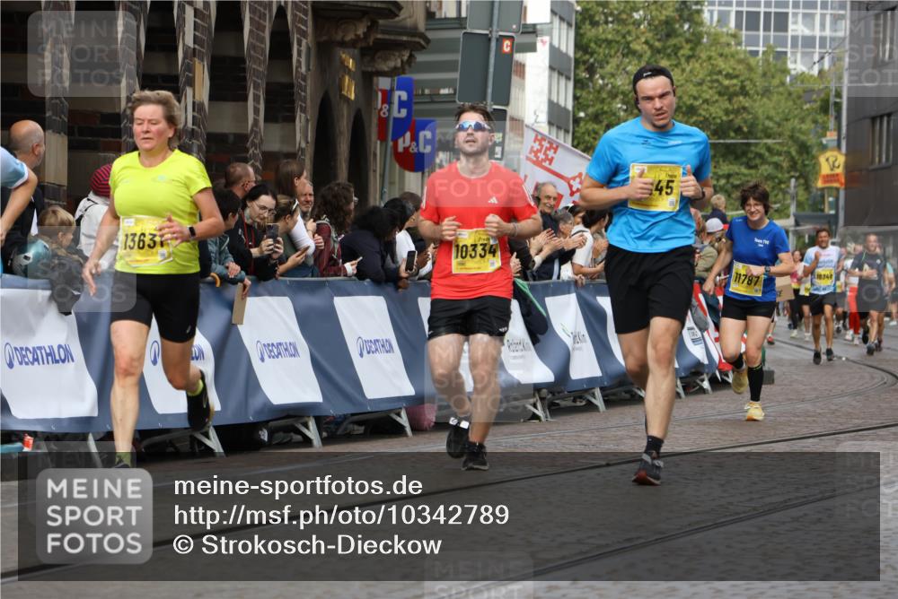 13.09.2026 - 21. swb-Marathon Bremen Strokosch-Dieckow http://msf.ph/oto/10342789 13.09.2026 10:51:37 Ziel 10381, 10471, 10515, 10544, 10808, 10825, 10862, 10887, 10984, 11503, 11537, 11801, 11973, 12051, 12133, 12548, 12552, 10162, 10183, 10281, 10348, 10467, 10641, 11273, 11542, 11685, 11733, 11777, 11784, 12329 meine-sportfotos.de