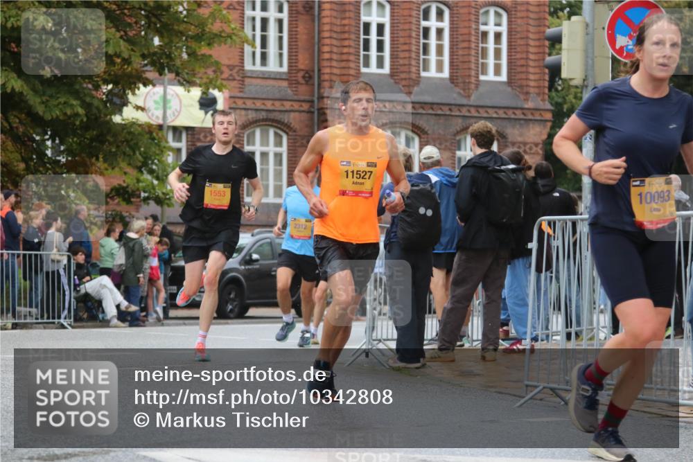 13.09.2026 - Kiel Lauf Markus Tischler http://msf.ph/oto/10342808 13.09.2026 11:33:15 Fleethörn 1553, 2312, 11527, 10093 meine-sportfotos.de