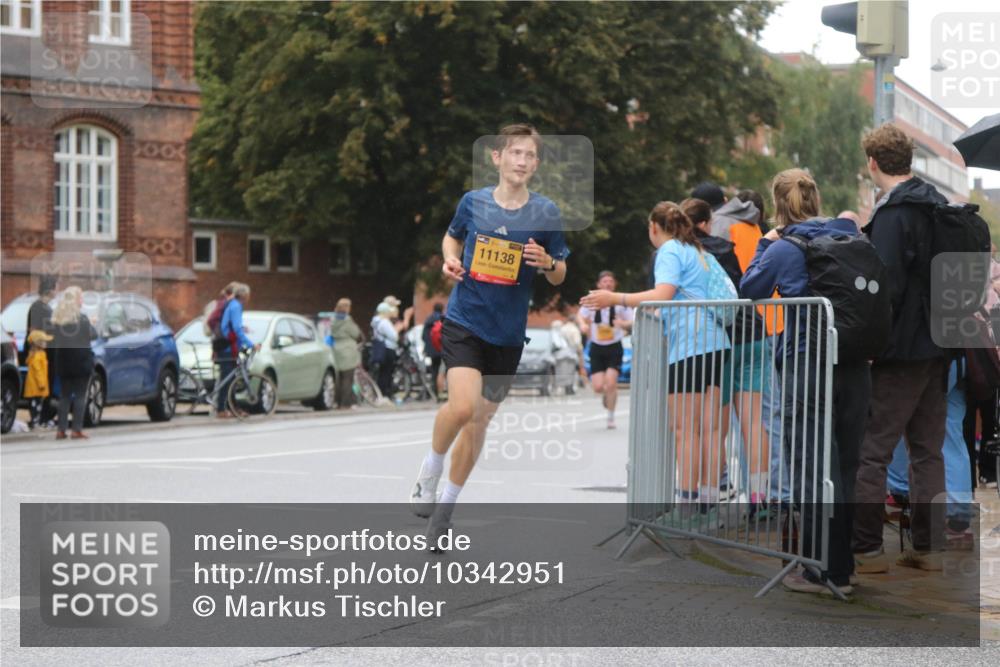 13.09.2026 - Kiel Lauf Markus Tischler http://msf.ph/oto/10342951 13.09.2026 11:34:06 Fleethörn 300, 11138 meine-sportfotos.de