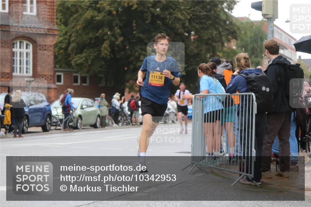 13.09.2026 - Kiel Lauf Markus Tischler http://msf.ph/oto/10342953 13.09.2026 11:34:06 Fleethörn 11138 meine-sportfotos.de