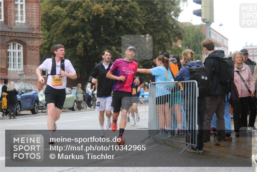 13.09.2026 - Kiel Lauf Markus Tischler http://msf.ph/oto/10342965 13.09.2026 11:34:11 Fleethörn 2458 meine-sportfotos.de