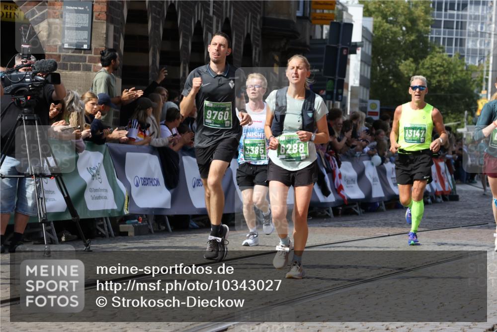 13.09.2026 - 21. swb-Marathon Bremen Strokosch-Dieckow http://msf.ph/oto/10343027 13.09.2026 13:27:16 Ziel 531, 946, 1493, 1494, 2089, 3076, 3302, 3510, 3527, 3893, 4327, 4397, 4441, 4563, 4919, 5054, 5689, 5937, 5943, 6314, 6455, 6580, 7027, 7072, 7246, 7317, 8303, 9150, 9511, 9551, 9854, 9878, 13097, 242, 593, 940, 1373, 1574, 2345, 3385, 3496, 5220, 5290, 5358, 5616, 6071, 6288, 6306, 7110, 9760, 13147 meine-sportfotos.de