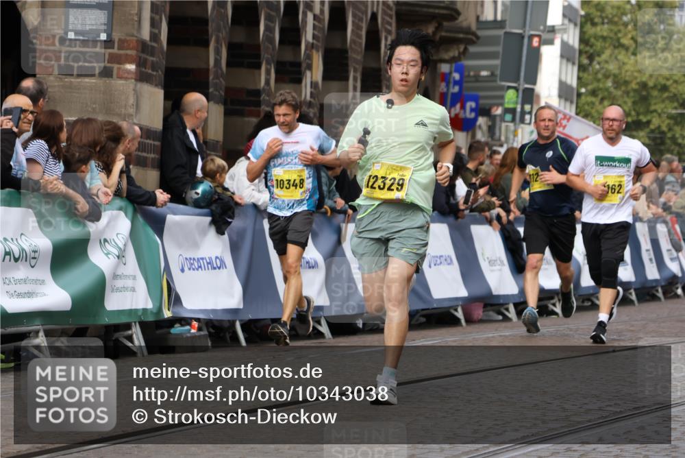 13.09.2026 - 21. swb-Marathon Bremen Strokosch-Dieckow http://msf.ph/oto/10343038 13.09.2026 10:51:49 Ziel 10334, 10381, 10544, 10763, 10825, 10862, 10887, 10984, 11145, 11787, 12424, 12548, 13631, 10218, 11277, 11285, 11376, 11555, 11784, 11869, 11877, 11962, 12349 meine-sportfotos.de