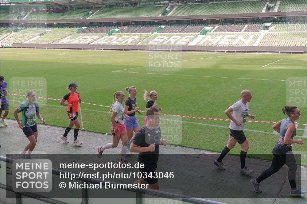 13.09.2026 - 21. swb-Marathon Bremen Michael Burmester http://msf.ph/oto/10343046 13.09.2026 13:27:06 Laufen im Stadion 186, 202, 357, 364, 390, 530, 597, 645, 726, 833, 888, 1077, 1283, 1412, 1473, 1487, 1530, 1608, 1618, 1700, 1744, 1769, 1828, 1961, 1984, 2236, 2273, 2298, 2309, 2382, 2384, 2388, 2404, 2428, 2507, 2508, 2542, 2558, 2576, 2582, 2592, 2656, 2675, 2725, 2748, 2817, 2875, 2876, 2923, 2965, 2970, 3045, 3047, 3050, 3062, 3073, 3084, 3097, 3172, 3184, 3219, 3359, 3433, 3540, 3592, 3629, 3756, 3851, 3885, 3907, 3978, 4457, 4660 meine-sportfotos.de