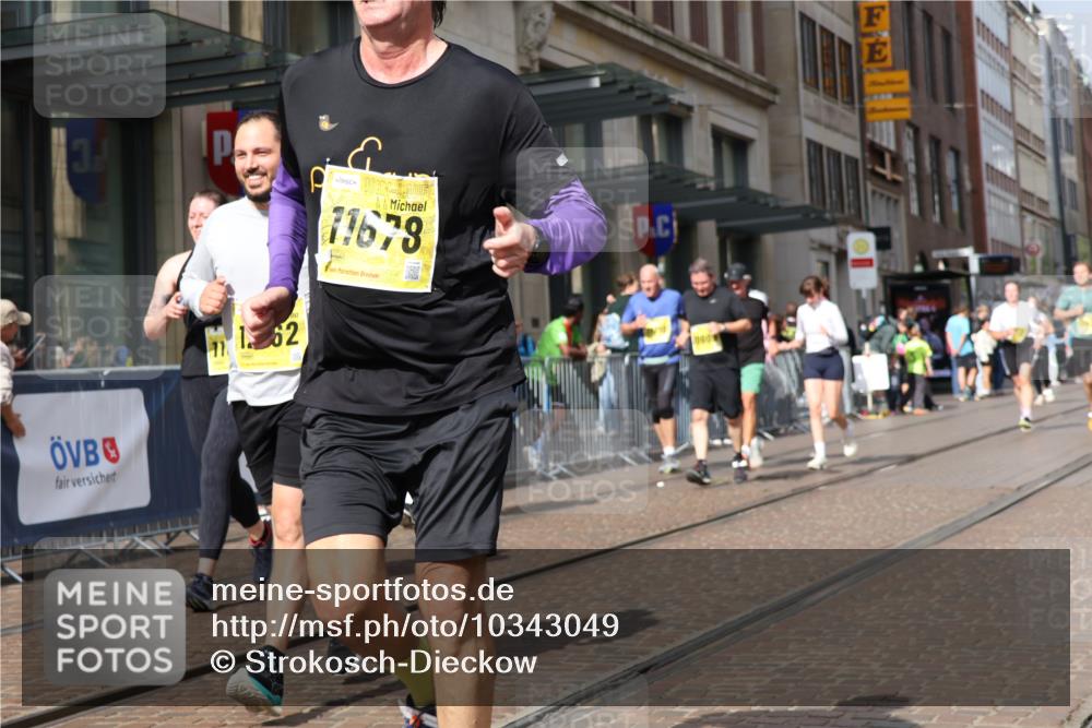 13.09.2026 - 21. swb-Marathon Bremen Strokosch-Dieckow http://msf.ph/oto/10343049 13.09.2026 11:08:28 Ziel 10229, 10399, 10469, 10599, 10609, 11053, 11065, 11074, 11358, 11421, 11434, 11678, 11710, 11718, 11812, 11834, 12162, 12256, 12353, 12438, 12517, 10135, 10188, 10229, 10793, 10851, 10859, 11032, 11065, 11124, 11263, 11509, 11560, 11561, 11888, 11968, 12073, 12164, 12315, 12325, 12384, 12410, 12516 meine-sportfotos.de