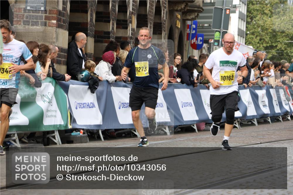 13.09.2026 - 21. swb-Marathon Bremen Strokosch-Dieckow http://msf.ph/oto/10343056 13.09.2026 10:51:50 Ziel 10334, 10381, 10544, 10763, 10825, 10862, 10984, 11145, 11787, 12329, 12424, 12548, 13631, 10218, 10588, 11277, 11285, 11376, 11487, 11555, 11784, 11869, 11877, 11962, 12349 meine-sportfotos.de