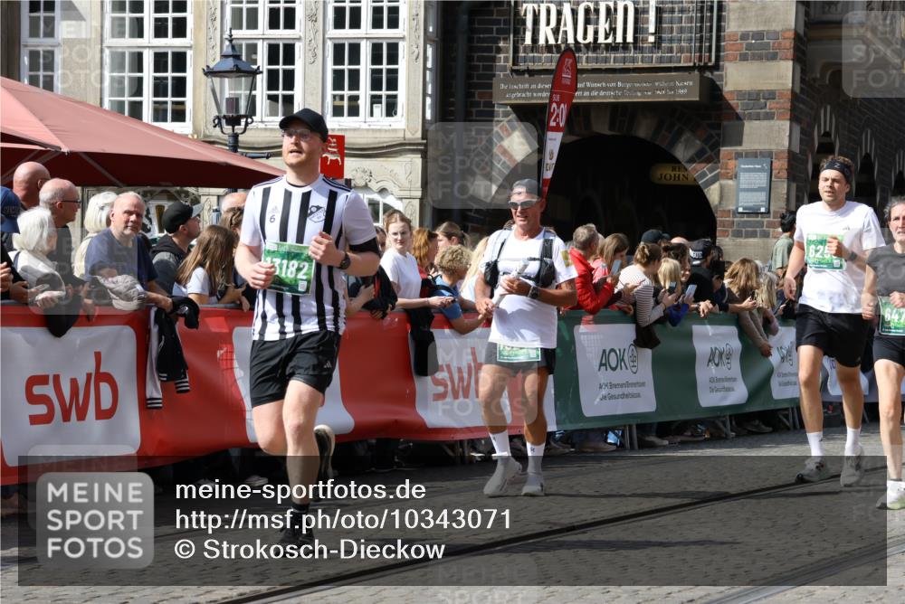 13.09.2026 - 21. swb-Marathon Bremen Strokosch-Dieckow http://msf.ph/oto/10343071 13.09.2026 13:32:12 Ziel 578, 846, 2934, 3115, 3205, 3239, 3244, 3278, 3946, 3989, 4030, 4164, 4979, 4998, 5158, 5325, 5363, 5899, 6062, 6100, 6116, 6193, 6213, 6354, 6602, 7242, 7260, 7526, 7790, 7964, 8048, 8078, 8166, 8206, 8247, 8610, 8970, 9016, 9033, 9188, 9568, 9640, 9785, 9914, 13151, 13231, 287, 1369, 2910, 3402, 3441, 3650, 3922, 4057, 4263, 4471, 4655, 4835, 5281, 6258, 6475, 6518, 6781, 6857, 6875, 6900, 7150, 7553, 7572, 8632, 9040, 9151, 9198, 9283, 9719, 9779, 13029, 13182, 13208 meine-sportfotos.de