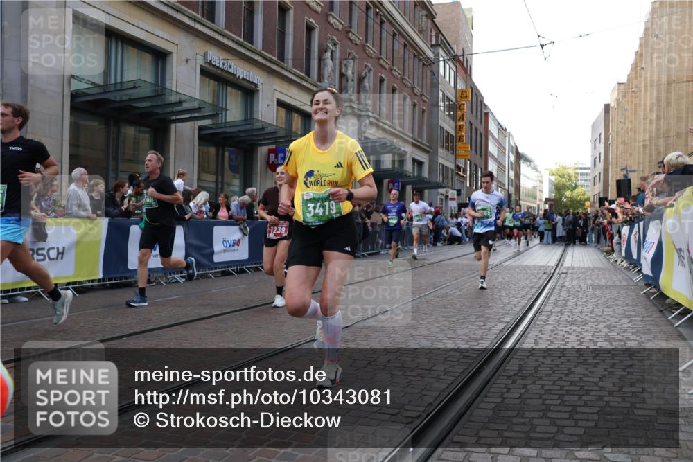 13.09.2026 - 21. swb-Marathon Bremen Strokosch-Dieckow http://msf.ph/oto/10343081 13.09.2026 13:28:39 Ziel 394, 430, 565, 687, 722, 725, 745, 936, 1014, 1274, 1688, 2070, 2223, 2276, 2378, 2851, 2891, 3348, 3419, 3444, 3665, 3938, 4590, 5225, 5267, 5531, 5691, 5865, 6099, 6817, 6937, 6955, 7134, 7263, 7527, 8984, 8985, 9562, 13174, 178, 210, 613, 1239, 1380, 1914, 2047, 2764, 3028, 3294, 3348, 3597, 4102, 4250, 4564, 5683, 6914, 6957, 7263, 8429, 8483, 8570, 8938, 9064, 9176, 9549, 13012 meine-sportfotos.de