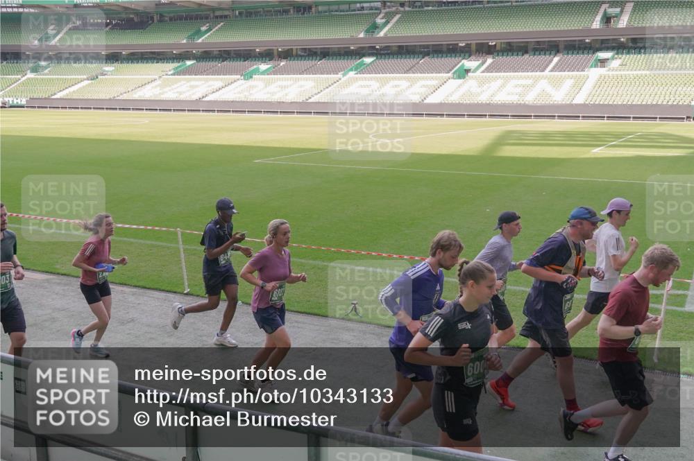 13.09.2026 - 21. swb-Marathon Bremen Michael Burmester http://msf.ph/oto/10343133 13.09.2026 13:27:15 Laufen im Stadion 111, 186, 202, 357, 364, 390, 478, 597, 645, 726, 833, 888, 925, 1077, 1283, 1412, 1473, 1487, 1496, 1530, 1608, 1618, 1700, 1769, 1828, 1958, 1961, 1984, 2236, 2273, 2309, 2382, 2384, 2388, 2404, 2428, 2502, 2507, 2508, 2542, 2558, 2576, 2582, 2592, 2656, 2675, 2725, 2748, 2817, 2875, 2876, 2923, 2965, 2970, 3045, 3047, 3050, 3062, 3073, 3084, 3097, 3172, 3184, 3219, 3359, 3433, 3540, 3592, 3629, 3756, 3851, 3885, 3907, 3978, 4457, 4660 meine-sportfotos.de