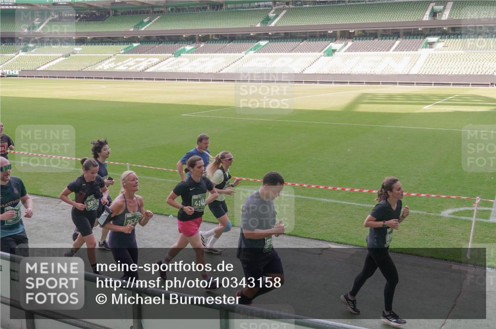 13.09.2026 - 21. swb-Marathon Bremen Michael Burmester http://msf.ph/oto/10343158 13.09.2026 13:27:18 Laufen im Stadion 111, 186, 202, 357, 364, 390, 478, 597, 726, 829, 833, 888, 925, 1077, 1283, 1412, 1473, 1496, 1530, 1608, 1618, 1700, 1769, 1958, 1961, 1984, 2236, 2273, 2309, 2382, 2384, 2388, 2404, 2428, 2502, 2507, 2508, 2542, 2558, 2576, 2582, 2592, 2656, 2675, 2725, 2748, 2817, 2875, 2876, 2923, 2965, 2970, 3045, 3047, 3050, 3062, 3073, 3084, 3172, 3184, 3219, 3359, 3433, 3540, 3592, 3629, 3756, 3851, 3885, 3907, 3978, 4457, 4660 meine-sportfotos.de
