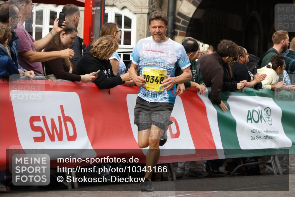 13.09.2026 - 21. swb-Marathon Bremen Strokosch-Dieckow http://msf.ph/oto/10343166 13.09.2026 10:51:52 Ziel 10334, 10348, 10381, 10544, 10763, 10825, 10862, 10984, 11145, 11787, 12329, 12424, 12548, 13631, 10218, 10588, 11277, 11285, 11376, 11487, 11555, 11869, 11877, 11962, 12349 meine-sportfotos.de