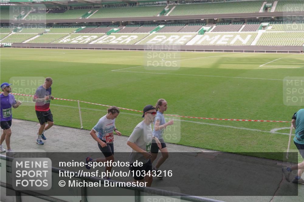 13.09.2026 - 21. swb-Marathon Bremen Michael Burmester http://msf.ph/oto/10343216 13.09.2026 13:27:27 Laufen im Stadion 111, 186, 202, 357, 364, 390, 478, 597, 726, 829, 833, 888, 925, 1077, 1220, 1412, 1473, 1496, 1530, 1608, 1618, 1700, 1769, 1958, 1961, 1984, 2236, 2273, 2309, 2388, 2404, 2428, 2502, 2507, 2508, 2542, 2558, 2576, 2582, 2592, 2656, 2675, 2725, 2748, 2817, 2875, 2876, 2923, 2965, 2970, 3045, 3047, 3050, 3073, 3084, 3184, 3219, 3359, 3433, 3540, 3592, 3629, 3756, 3851, 3885, 3907, 3978, 4457, 4660 meine-sportfotos.de