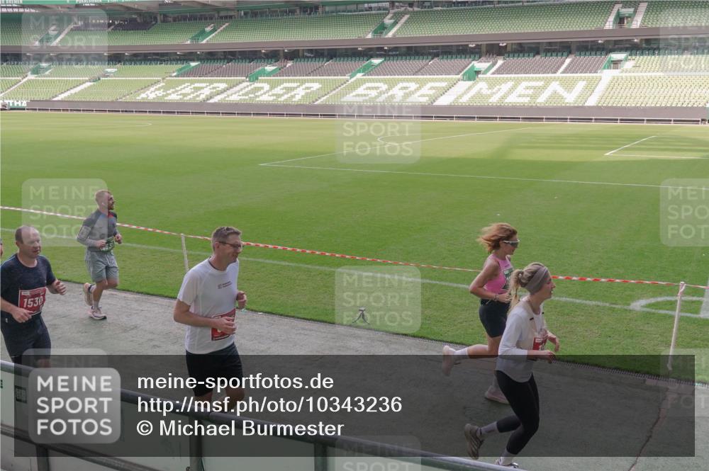 13.09.2026 - 21. swb-Marathon Bremen Michael Burmester http://msf.ph/oto/10343236 13.09.2026 13:27:30 Laufen im Stadion 111, 186, 202, 357, 364, 390, 478, 597, 726, 829, 833, 888, 925, 1077, 1220, 1412, 1473, 1496, 1608, 1700, 1769, 1958, 1961, 1984, 2236, 2273, 2309, 2388, 2404, 2428, 2502, 2507, 2508, 2542, 2558, 2576, 2582, 2592, 2656, 2725, 2748, 2817, 2875, 2876, 2923, 2965, 2970, 3045, 3047, 3050, 3073, 3084, 3184, 3219, 3359, 3433, 3540, 3589, 3592, 3629, 3756, 3851, 3885, 3907, 3978, 4238, 4457, 4660 meine-sportfotos.de
