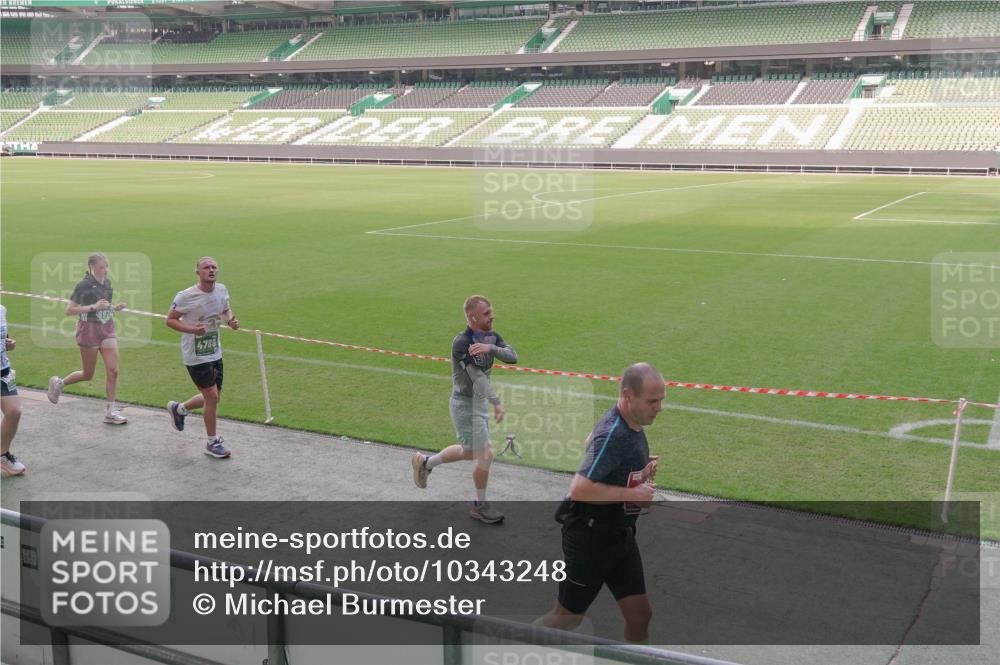 13.09.2026 - 21. swb-Marathon Bremen Michael Burmester http://msf.ph/oto/10343248 13.09.2026 13:27:31 Laufen im Stadion 111, 186, 202, 357, 364, 390, 478, 597, 726, 829, 833, 888, 925, 1077, 1220, 1412, 1473, 1496, 1608, 1700, 1769, 1958, 1961, 1984, 2236, 2273, 2309, 2388, 2404, 2428, 2502, 2507, 2508, 2542, 2558, 2576, 2582, 2592, 2725, 2748, 2817, 2875, 2876, 2923, 2965, 2970, 3045, 3047, 3050, 3073, 3084, 3184, 3219, 3359, 3540, 3589, 3592, 3629, 3756, 3851, 3885, 3907, 3978, 4238, 4457, 4660 meine-sportfotos.de