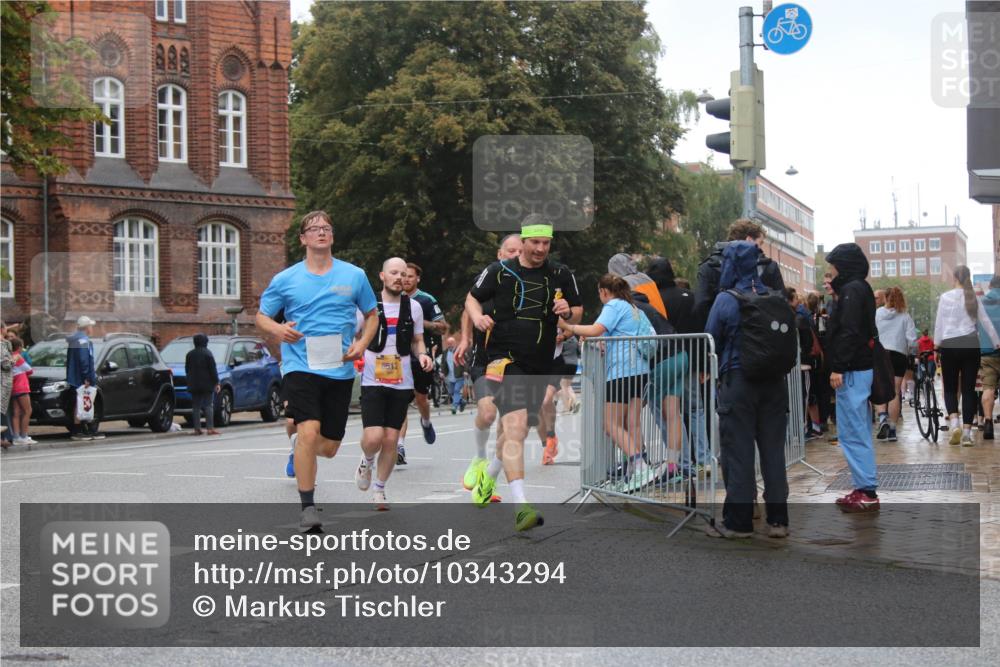 13.09.2026 - Kiel Lauf Markus Tischler http://msf.ph/oto/10343294 13.09.2026 11:35:56 Fleethörn 300 meine-sportfotos.de