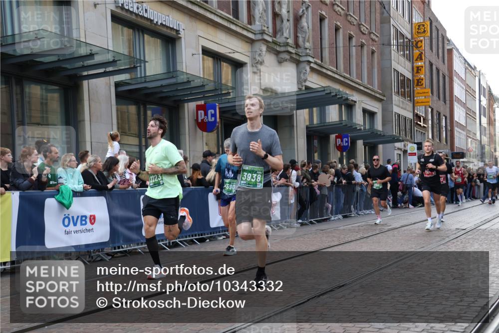 13.09.2026 - 21. swb-Marathon Bremen Strokosch-Dieckow http://msf.ph/oto/10343332 13.09.2026 13:28:46 Ziel 394, 430, 565, 687, 722, 725, 745, 936, 1014, 1274, 1545, 1688, 2023, 2070, 2223, 2378, 2851, 2867, 3419, 3665, 3796, 3938, 4590, 5036, 5225, 5267, 5531, 5691, 5865, 6030, 6099, 6817, 6937, 6955, 7134, 7149, 7361, 8984, 8985, 9249, 9562, 9661, 13174, 613, 1239, 1914, 2276, 2764, 2891, 3028, 3348, 3444, 4102, 4250, 4564, 5267, 5683, 6914, 6957, 7263, 7527, 8483, 8938, 9176, 13012 meine-sportfotos.de