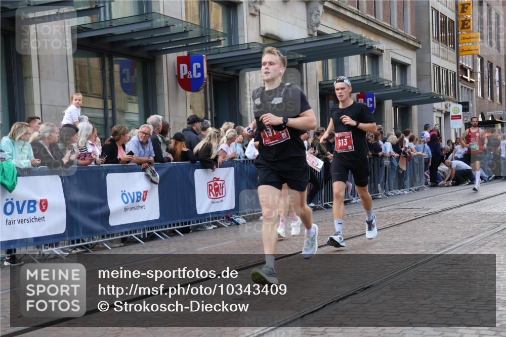 13.09.2026 - 21. swb-Marathon Bremen Strokosch-Dieckow http://msf.ph/oto/10343409 13.09.2026 13:28:48 Ziel 303, 394, 430, 565, 596, 651, 687, 722, 725, 745, 936, 1014, 1274, 1545, 1688, 1823, 2023, 2070, 2223, 2378, 2851, 2867, 3419, 3665, 3796, 3912, 3938, 4590, 5036, 5225, 5865, 6030, 6099, 6817, 6937, 6955, 7149, 7361, 7860, 8984, 8985, 9249, 9661, 10128, 613, 1239, 1914, 2276, 2764, 2891, 3028, 3348, 3444, 4102, 4250, 4564, 5267, 5683, 6914, 6957, 7263, 7527, 8483, 8938, 9176, 13012 meine-sportfotos.de