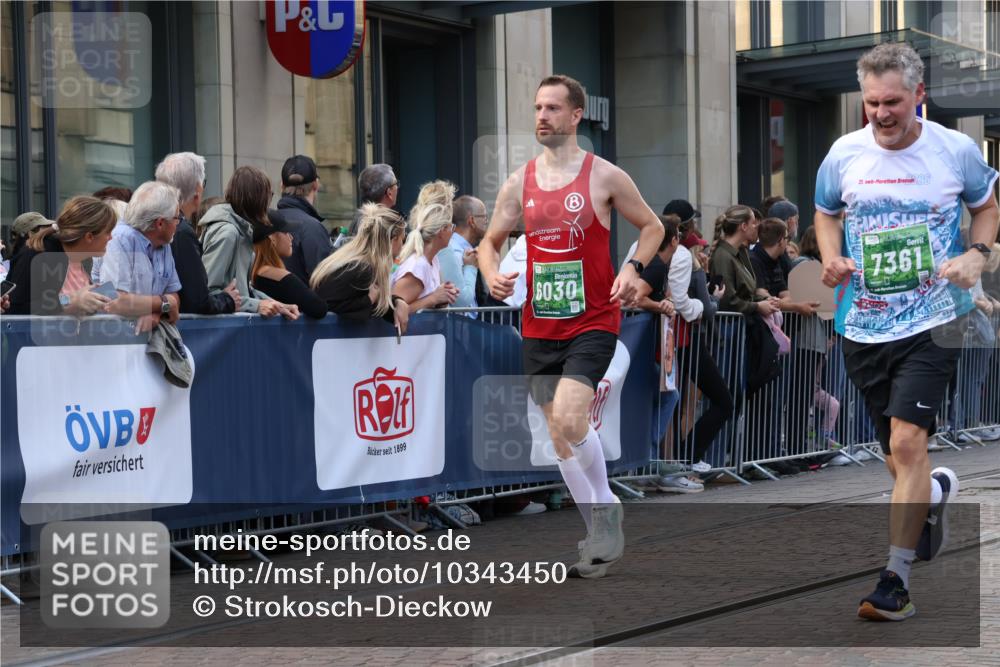 13.09.2026 - 21. swb-Marathon Bremen Strokosch-Dieckow http://msf.ph/oto/10343450 13.09.2026 13:28:53 Ziel 303, 394, 565, 596, 651, 687, 745, 936, 1274, 1387, 1545, 1688, 1823, 2023, 2070, 2223, 2867, 3258, 3796, 3846, 3912, 3938, 4590, 5036, 5225, 6030, 6099, 7149, 7361, 7631, 7860, 8007, 8066, 8099, 8277, 8338, 8675, 8984, 9249, 9661, 9889, 10128, 430, 613, 722, 725, 1014, 1914, 2276, 2378, 2851, 2891, 3028, 3348, 3419, 3444, 3665, 4102, 4564, 5267, 6914, 6957, 7263, 7527, 8938, 9176, 13012 meine-sportfotos.de