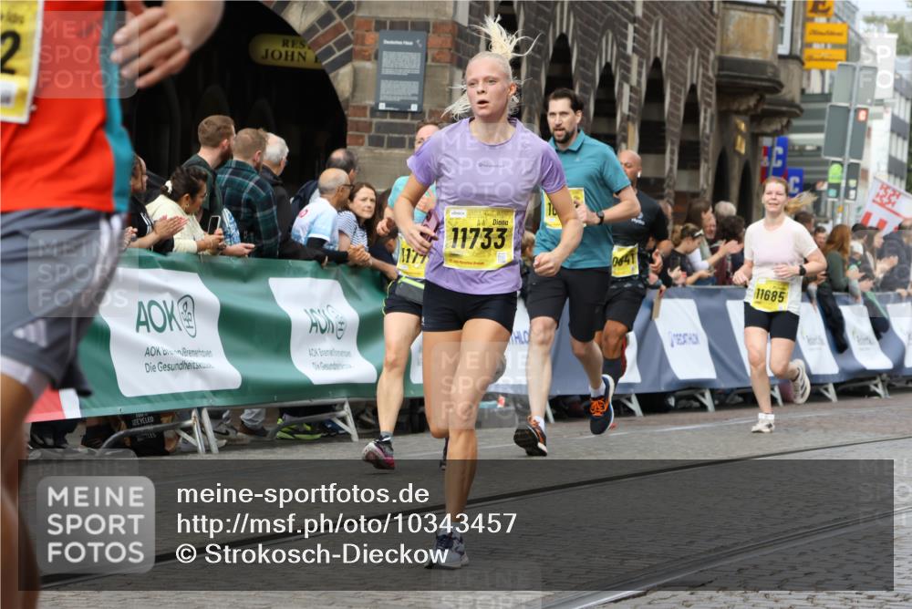 13.09.2026 - 21. swb-Marathon Bremen Strokosch-Dieckow http://msf.ph/oto/10343457 13.09.2026 10:51:57 Ziel 10162, 10281, 10334, 10348, 10467, 10544, 10763, 11145, 11273, 11542, 11733, 11787, 12329, 12424, 13631, 10218, 10588, 11285, 11376, 11487, 11555, 11869, 11877 meine-sportfotos.de