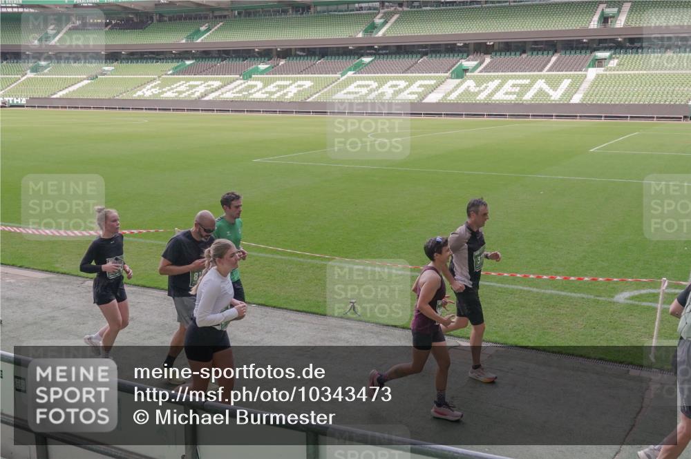 13.09.2026 - 21. swb-Marathon Bremen Michael Burmester http://msf.ph/oto/10343473 13.09.2026 13:28:07 Laufen im Stadion 111, 186, 220, 357, 364, 478, 597, 726, 829, 888, 925, 1079, 1220, 1298, 1325, 1412, 1496, 1608, 1700, 1741, 1769, 1777, 1958, 1961, 1984, 2236, 2309, 2365, 2388, 2404, 2472, 2502, 2507, 2542, 2574, 2582, 2593, 2725, 2743, 2748, 2868, 2875, 2876, 2923, 2991, 3045, 3050, 3061, 3073, 3154, 3184, 3219, 3540, 3589, 3592, 3595, 3678, 3694, 3756, 3798, 3826, 3853, 3885, 3907, 3978, 3987, 4108, 4238, 4457, 4660 meine-sportfotos.de