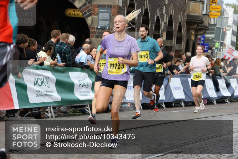 13.09.2026 - 21. swb-Marathon Bremen Strokosch-Dieckow http://msf.ph/oto/10343475 13.09.2026 10:51:57 Ziel 10162, 10281, 10334, 10348, 10467, 10544, 10763, 11145, 11273, 11542, 11733, 11787, 12329, 12424, 13631, 10218, 10588, 11285, 11376, 11487, 11555, 11869, 11877 meine-sportfotos.de