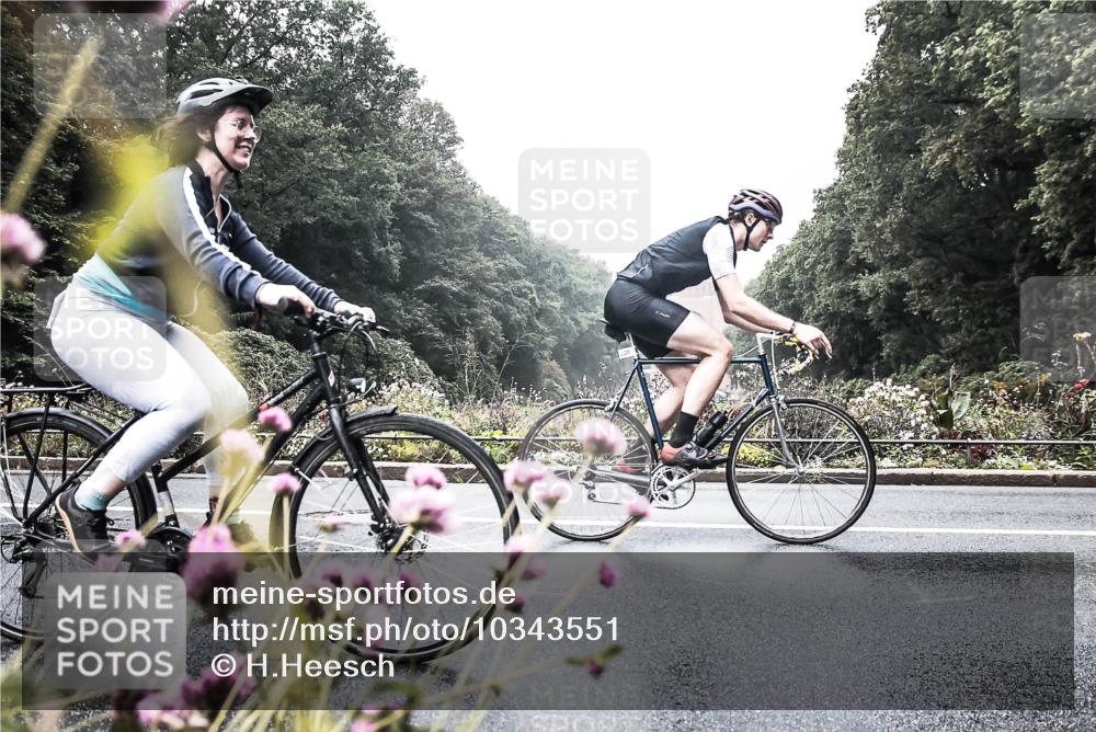 13.09.2026 - Stadtparktriathlon H.Heesch http://msf.ph/oto/10343551 13.09.2026 10:21:30 Radfahren 220, 268, 294, 296, 303, 321, 326, 413 meine-sportfotos.de