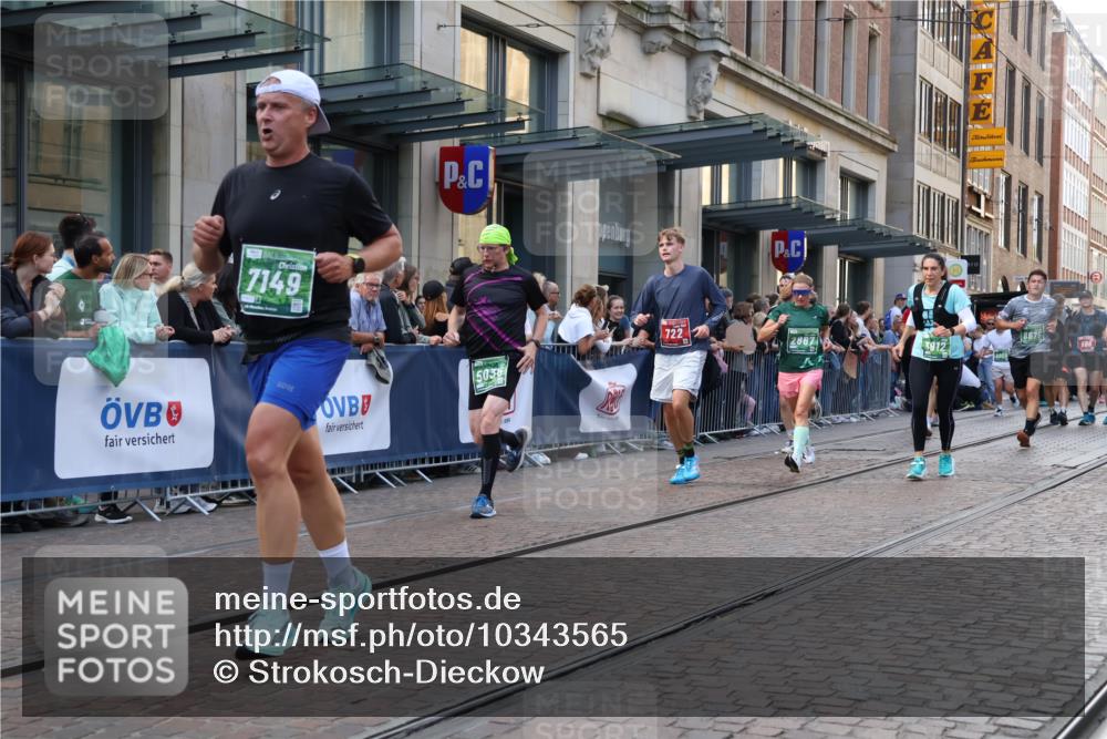 13.09.2026 - 21. swb-Marathon Bremen Strokosch-Dieckow http://msf.ph/oto/10343565 13.09.2026 13:28:57 Ziel 132, 303, 394, 565, 596, 651, 687, 745, 1274, 1365, 1387, 1545, 1823, 2023, 2070, 2301, 2867, 2957, 3258, 3796, 3846, 3912, 4541, 4590, 5036, 5225, 5599, 6030, 6103, 7013, 7149, 7361, 7631, 7860, 8007, 8009, 8066, 8099, 8277, 8338, 8675, 9249, 9661, 9889, 10128, 430, 565, 613, 687, 722, 725, 936, 1014, 1688, 1914, 2223, 2276, 2378, 2851, 2891, 3348, 3419, 3444, 3665, 3938, 4102, 4564, 5267, 7263, 7527, 8938, 9176, 13012 meine-sportfotos.de