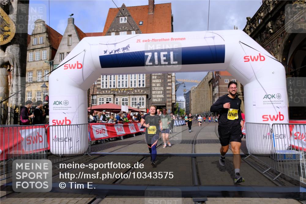 13.09.2026 - 21. swb-Marathon Bremen Tim E. http://msf.ph/oto/10343575 13.09.2026 11:13:45 Ziel 10484, 10545, 10883, 10889, 11084, 11392, 11670, 11954, 12280, 12460, 12521 meine-sportfotos.de