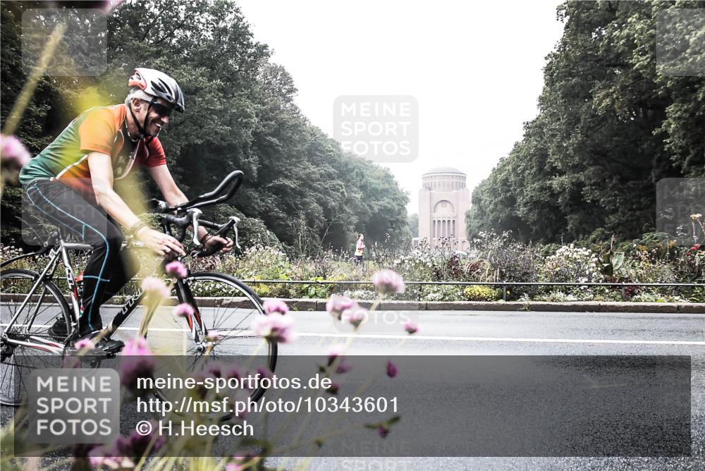 13.09.2026 - Stadtparktriathlon H.Heesch http://msf.ph/oto/10343601 13.09.2026 10:21:48 Radfahren 214, 256, 271, 422, 461 meine-sportfotos.de