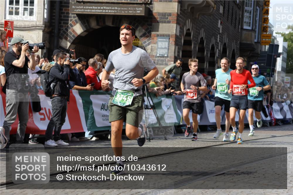 13.09.2026 - 21. swb-Marathon Bremen Strokosch-Dieckow http://msf.ph/oto/10343612 13.09.2026 13:27:29 Ziel 1493, 1494, 2454, 3273, 4121, 4397, 4558, 4563, 5689, 6071, 6288, 6776, 7027, 7072, 7849, 8219, 9159, 9343, 9511, 9760, 9854, 9878, 10112, 10113, 323, 857, 940, 1006, 1932, 2668, 2686, 3013, 3460, 3521, 3970, 4421, 4496, 4593, 5081, 5557, 6067, 7358, 9727 meine-sportfotos.de