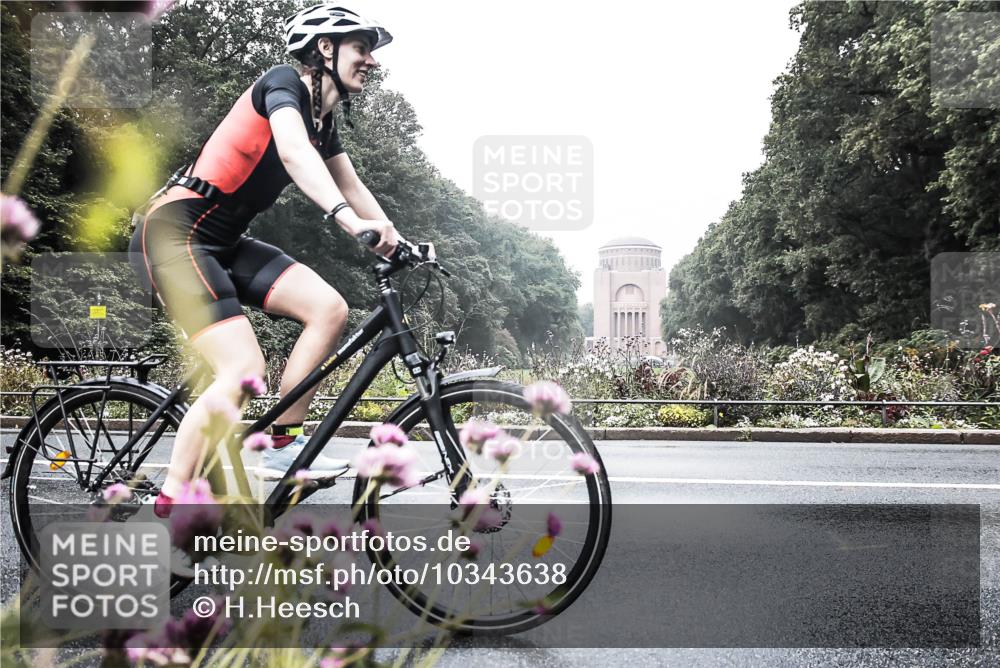 13.09.2026 - Stadtparktriathlon H.Heesch http://msf.ph/oto/10343638 13.09.2026 10:21:58 Radfahren 234, 371 meine-sportfotos.de