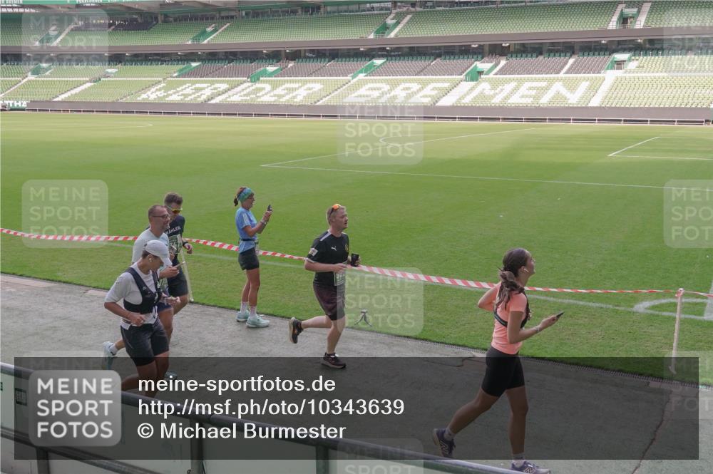 13.09.2026 - 21. swb-Marathon Bremen Michael Burmester http://msf.ph/oto/10343639 13.09.2026 13:28:29 Laufen im Stadion 111, 186, 220, 357, 422, 476, 478, 597, 685, 726, 729, 754, 829, 888, 925, 986, 1079, 1220, 1298, 1325, 1384, 1412, 1496, 1608, 1615, 1741, 1769, 1777, 1958, 1961, 1984, 2236, 2326, 2365, 2472, 2502, 2507, 2574, 2593, 2725, 2743, 2748, 2862, 2868, 2875, 2876, 2923, 2924, 2991, 3020, 3045, 3061, 3073, 3154, 3184, 3219, 3238, 3274, 3321, 3361, 3589, 3592, 3594, 3595, 3678, 3694, 3755, 3756, 3798, 3826, 3853, 3885, 3907, 3953, 3965, 3971, 3978, 3987, 4108, 4238, 4457, 4660 meine-sportfotos.de