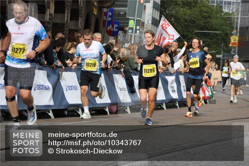 13.09.2026 - 21. swb-Marathon Bremen Strokosch-Dieckow http://msf.ph/oto/10343767 13.09.2026 10:52:04 Ziel 10162, 10183, 10281, 10348, 10467, 10641, 11273, 11542, 11685, 11733, 11777, 11784, 11962, 12329, 10588, 11371, 11487, 11610, 12319, 13578 meine-sportfotos.de