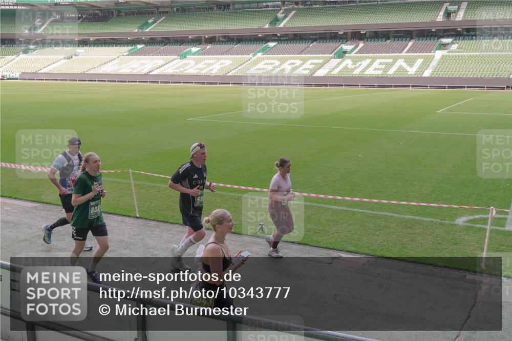 13.09.2026 - 21. swb-Marathon Bremen Michael Burmester http://msf.ph/oto/10343777 13.09.2026 13:28:49 Laufen im Stadion 111, 220, 357, 422, 476, 478, 597, 685, 726, 729, 754, 829, 888, 925, 986, 1079, 1217, 1220, 1270, 1298, 1325, 1384, 1496, 1615, 1741, 1769, 1777, 1958, 1984, 2236, 2326, 2365, 2436, 2472, 2502, 2546, 2574, 2593, 2740, 2743, 2862, 2868, 2876, 2924, 2991, 3020, 3061, 3129, 3154, 3219, 3238, 3274, 3321, 3361, 3563, 3589, 3594, 3595, 3605, 3678, 3694, 3755, 3758, 3798, 3826, 3853, 3885, 3907, 3953, 3965, 3971, 3978, 3987, 4011, 4108, 4238, 4457, 4660 meine-sportfotos.de
