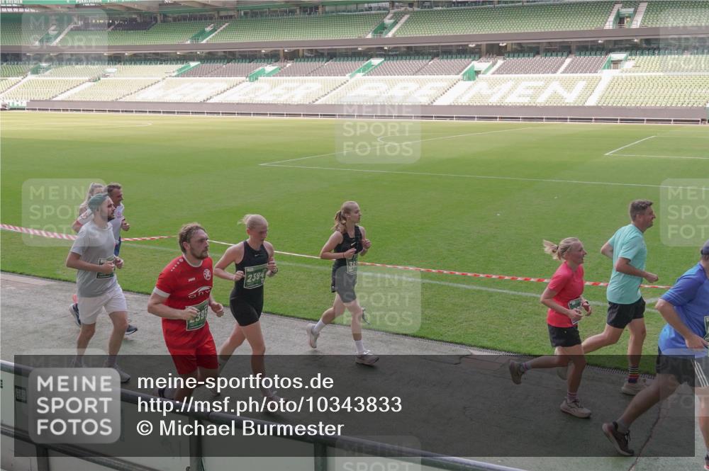 13.09.2026 - 21. swb-Marathon Bremen Michael Burmester http://msf.ph/oto/10343833 13.09.2026 13:28:54 Laufen im Stadion 111, 220, 357, 422, 476, 478, 597, 685, 726, 729, 754, 829, 888, 925, 986, 1079, 1217, 1220, 1270, 1298, 1325, 1384, 1496, 1615, 1741, 1769, 1777, 1958, 1984, 2236, 2238, 2326, 2365, 2436, 2472, 2502, 2546, 2574, 2593, 2740, 2743, 2830, 2862, 2868, 2876, 2924, 2991, 3020, 3053, 3061, 3129, 3154, 3219, 3238, 3274, 3321, 3361, 3563, 3589, 3594, 3595, 3605, 3678, 3694, 3755, 3758, 3798, 3826, 3853, 3885, 3907, 3953, 3965, 3971, 3978, 3987, 4011, 4108, 4238, 4457, 4660 meine-sportfotos.de