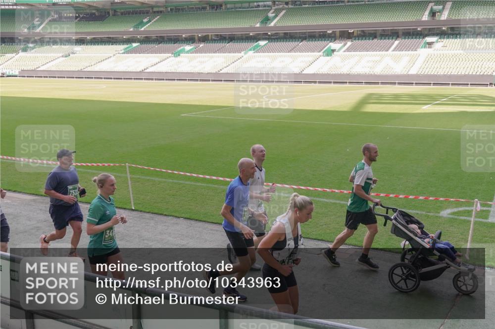 13.09.2026 - 21. swb-Marathon Bremen Michael Burmester http://msf.ph/oto/10343963 13.09.2026 13:29:07 Laufen im Stadion 111, 171, 220, 422, 476, 478, 685, 726, 729, 754, 829, 888, 925, 986, 1079, 1217, 1220, 1242, 1270, 1298, 1325, 1384, 1496, 1615, 1633, 1634, 1741, 1777, 1886, 1958, 1984, 2238, 2263, 2326, 2365, 2436, 2449, 2472, 2502, 2546, 2574, 2593, 2740, 2743, 2830, 2862, 2868, 2924, 2991, 3020, 3053, 3061, 3129, 3154, 3238, 3274, 3286, 3321, 3361, 3563, 3589, 3594, 3595, 3605, 3678, 3694, 3755, 3758, 3798, 3826, 3853, 3898, 3953, 3965, 3971, 3987, 4011, 4108, 4238, 4457, 4660 meine-sportfotos.de