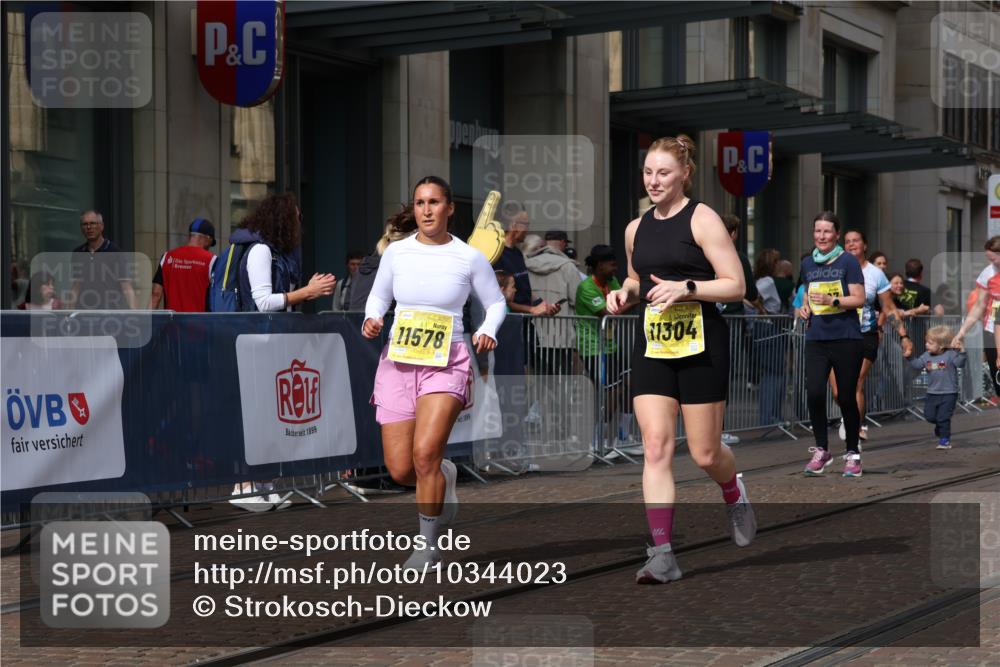 13.09.2026 - 21. swb-Marathon Bremen Strokosch-Dieckow http://msf.ph/oto/10344023 13.09.2026 11:08:58 Ziel 10314, 10321, 10556, 10570, 10630, 10664, 10686, 10694, 10769, 10823, 10981, 10983, 11091, 11138, 11225, 11304, 11578, 11764, 11882, 11883, 11914, 11915, 11987, 11995, 12155, 12192, 12322, 12337, 12491, 12554, 13607, 10217, 10399, 10455, 10469, 10599, 10609, 11011, 11053, 11074, 11358, 11421, 11434, 11531, 11710, 11718, 11812, 11834, 11905, 12192, 12256, 12353, 12438, 12517 meine-sportfotos.de