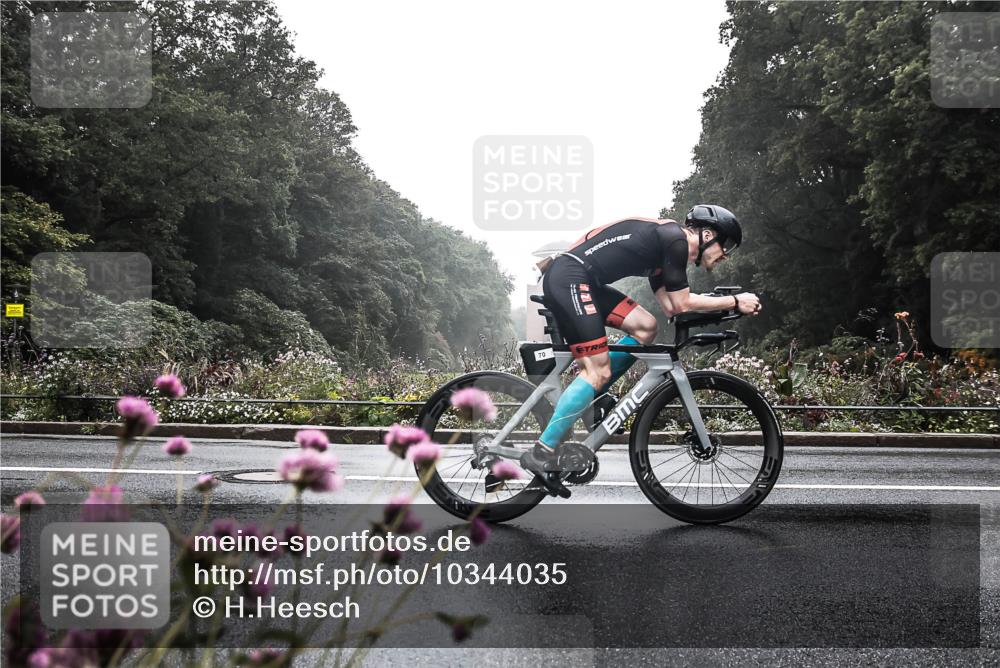 13.09.2026 - Stadtparktriathlon H.Heesch http://msf.ph/oto/10344035 13.09.2026 09:14:07 Radfahren 1, 47, 70, 76, 88, 133 meine-sportfotos.de