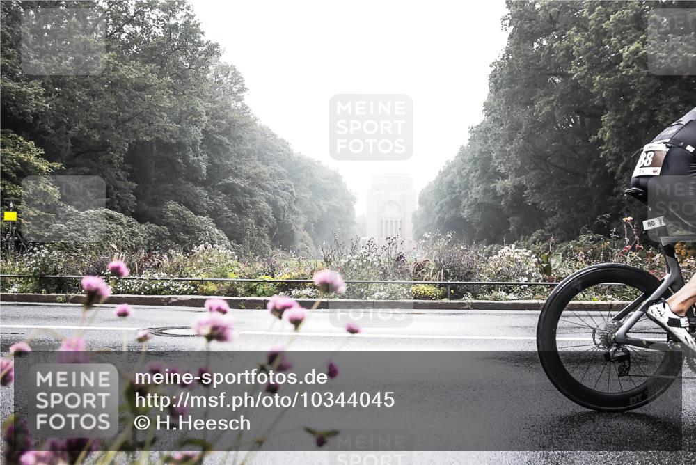 13.09.2026 - Stadtparktriathlon H.Heesch http://msf.ph/oto/10344045 13.09.2026 09:14:08 Radfahren 1, 47, 70, 75, 76, 88, 133 meine-sportfotos.de