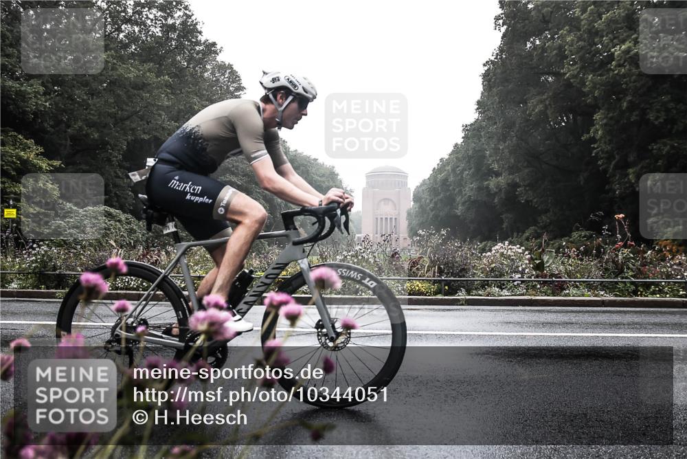13.09.2026 - Stadtparktriathlon H.Heesch http://msf.ph/oto/10344051 13.09.2026 09:14:11 Radfahren 75, 76, 84, 88, 114, 133 meine-sportfotos.de