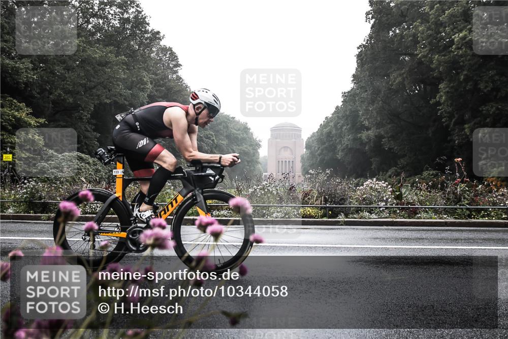 13.09.2026 - Stadtparktriathlon H.Heesch http://msf.ph/oto/10344058 13.09.2026 09:14:11 Radfahren 75, 76, 84, 88, 114, 133 meine-sportfotos.de