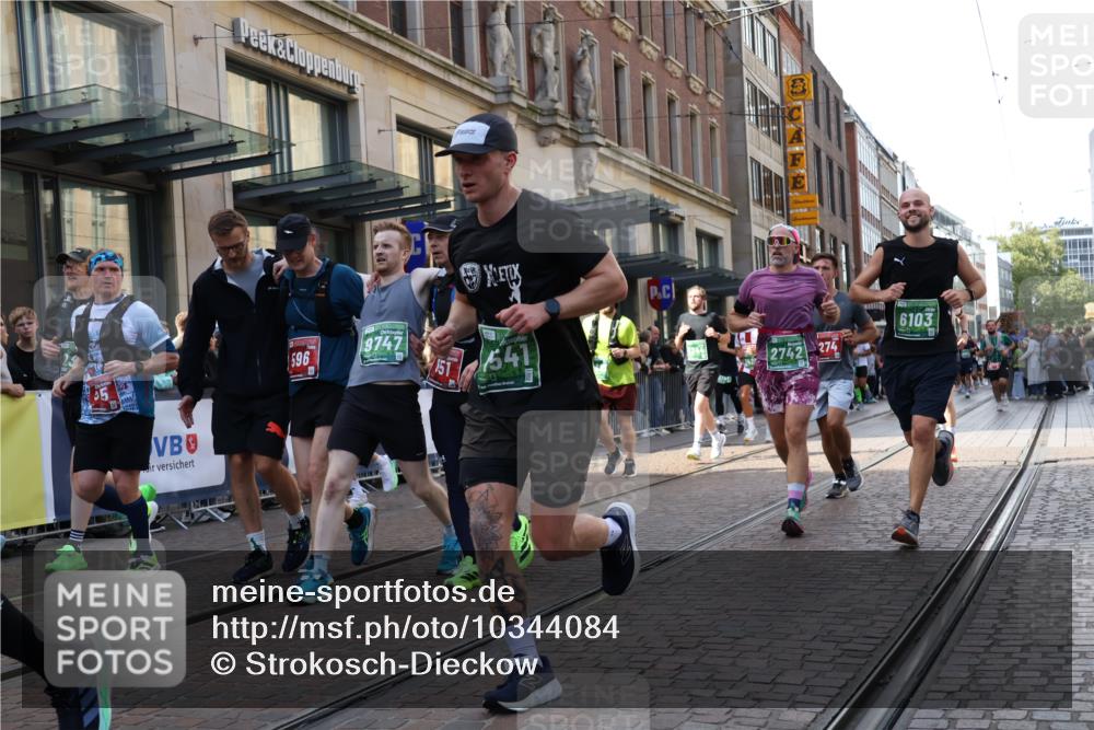 13.09.2026 - 21. swb-Marathon Bremen Strokosch-Dieckow http://msf.ph/oto/10344084 13.09.2026 13:29:09 Ziel 132, 303, 596, 651, 1083, 1243, 1365, 1387, 1545, 1581, 1823, 2023, 2076, 2301, 2742, 2867, 2957, 3030, 3258, 3721, 3796, 3846, 3912, 4541, 4576, 5036, 5244, 5599, 6030, 6103, 6384, 6499, 6690, 6930, 7013, 7149, 7384, 7426, 7631, 7649, 7860, 8007, 8009, 8066, 8099, 8277, 8338, 8594, 8675, 8831, 9249, 9889, 10128, 13031, 394, 430, 565, 687, 722, 725, 745, 936, 1014, 1274, 1688, 2023, 2070, 2223, 2378, 2851, 3419, 3665, 3938, 4590, 5036, 5225, 5267 meine-sportfotos.de